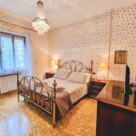 Grazia Guesthouse โรม ภายนอก รูปภาพ