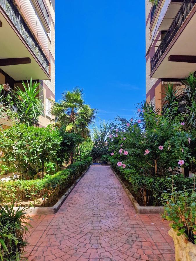 Grazia Guesthouse โรม ภายนอก รูปภาพ
